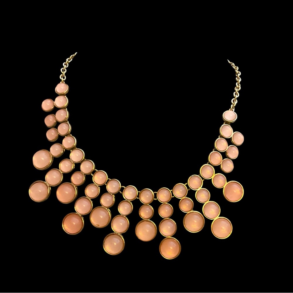 Elegant Gold and Pink Statement Necklace